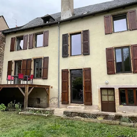 Gde Maison Avec Jardin Et * Saint-Geniez-dʼOlt